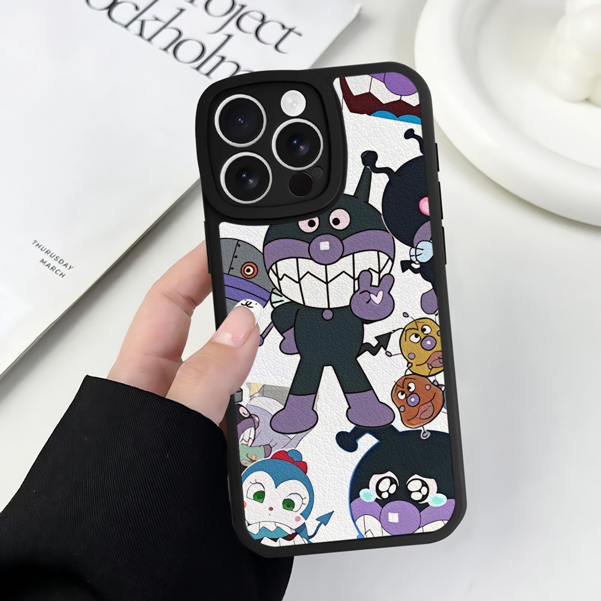 （画像用） アンパンマン Anpanman 【iPhone 16シリーズ対応】シリコンスマホケース（レザー調） 材質：シリコン